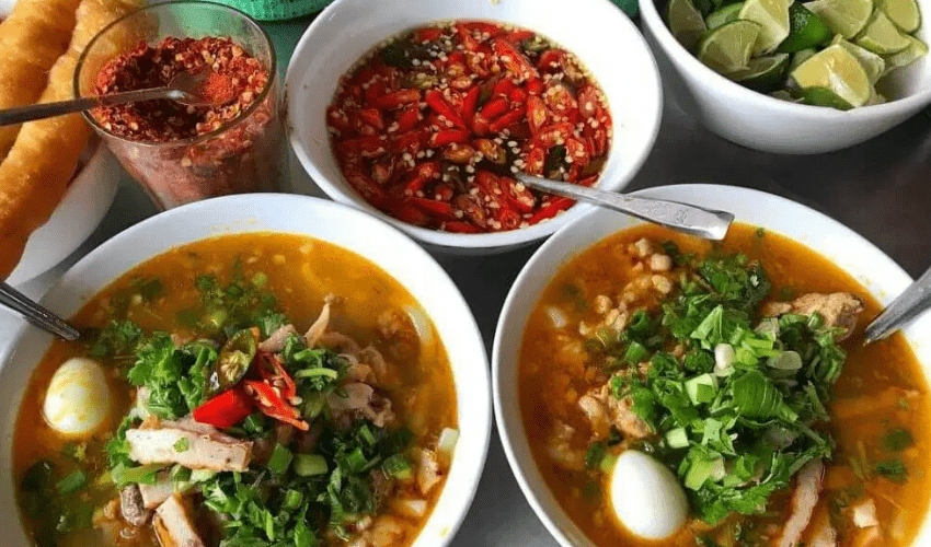 bánh canh đà nẵng