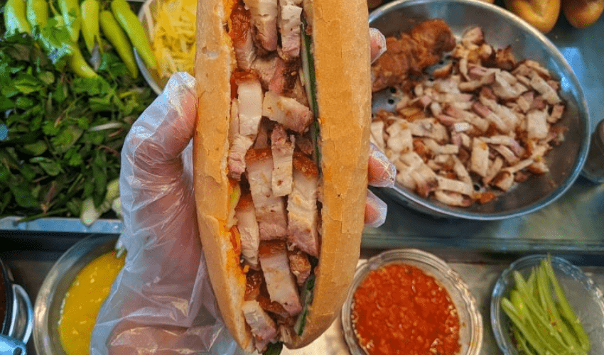 Bánh mì heo quay Đà Nẵng