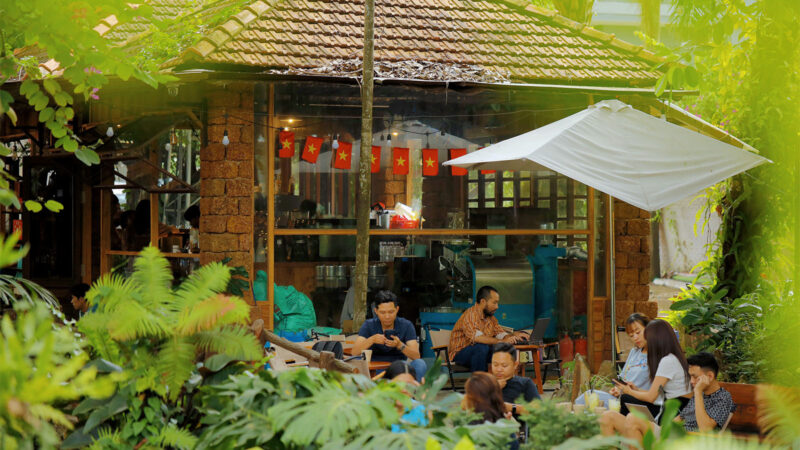 Top 10+ Quán Cafe Vườn Đẹp Ở Đà Nẵng Chill Cực Chill