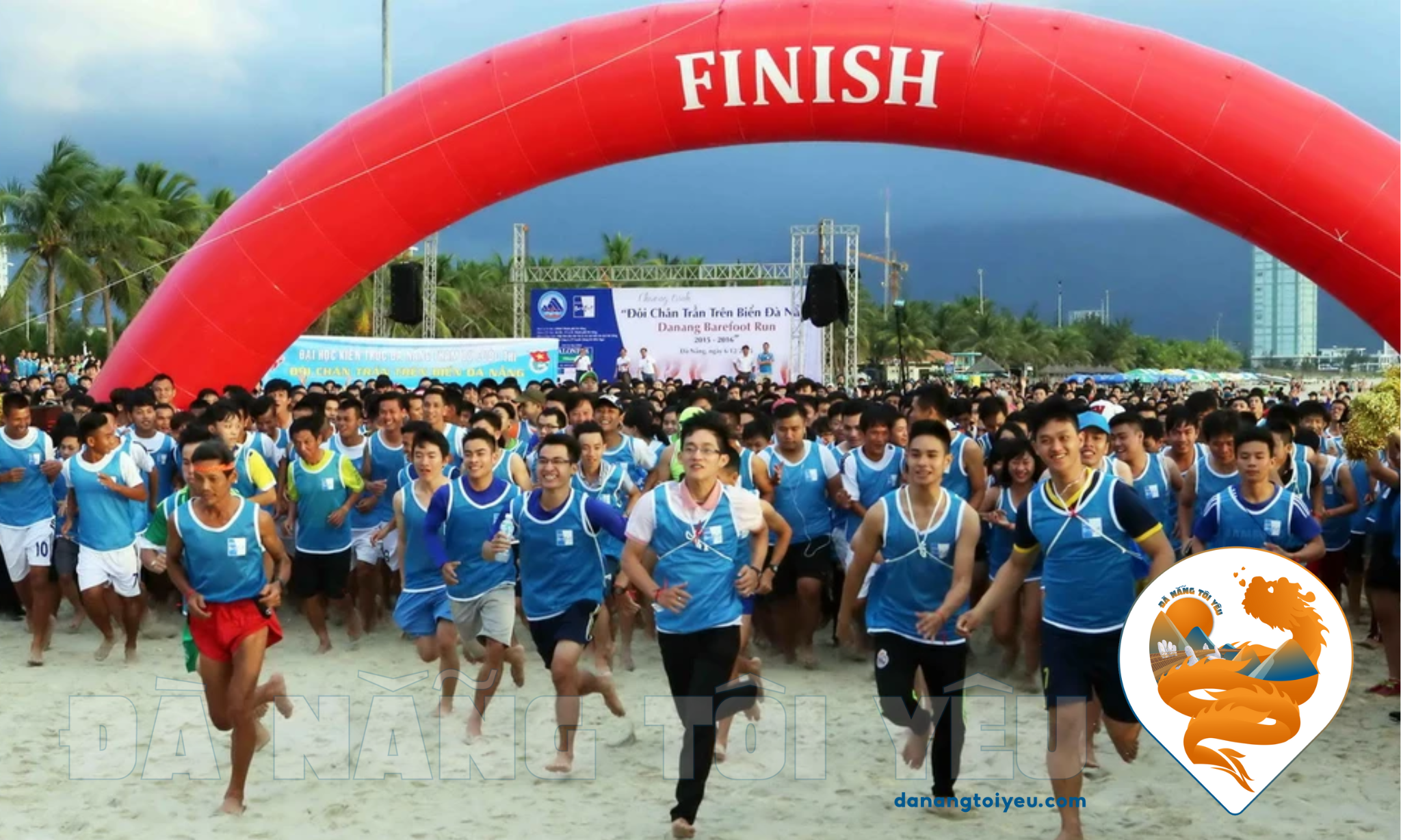 Giải chạy chân trần trên biển Đà Nẵng 2024