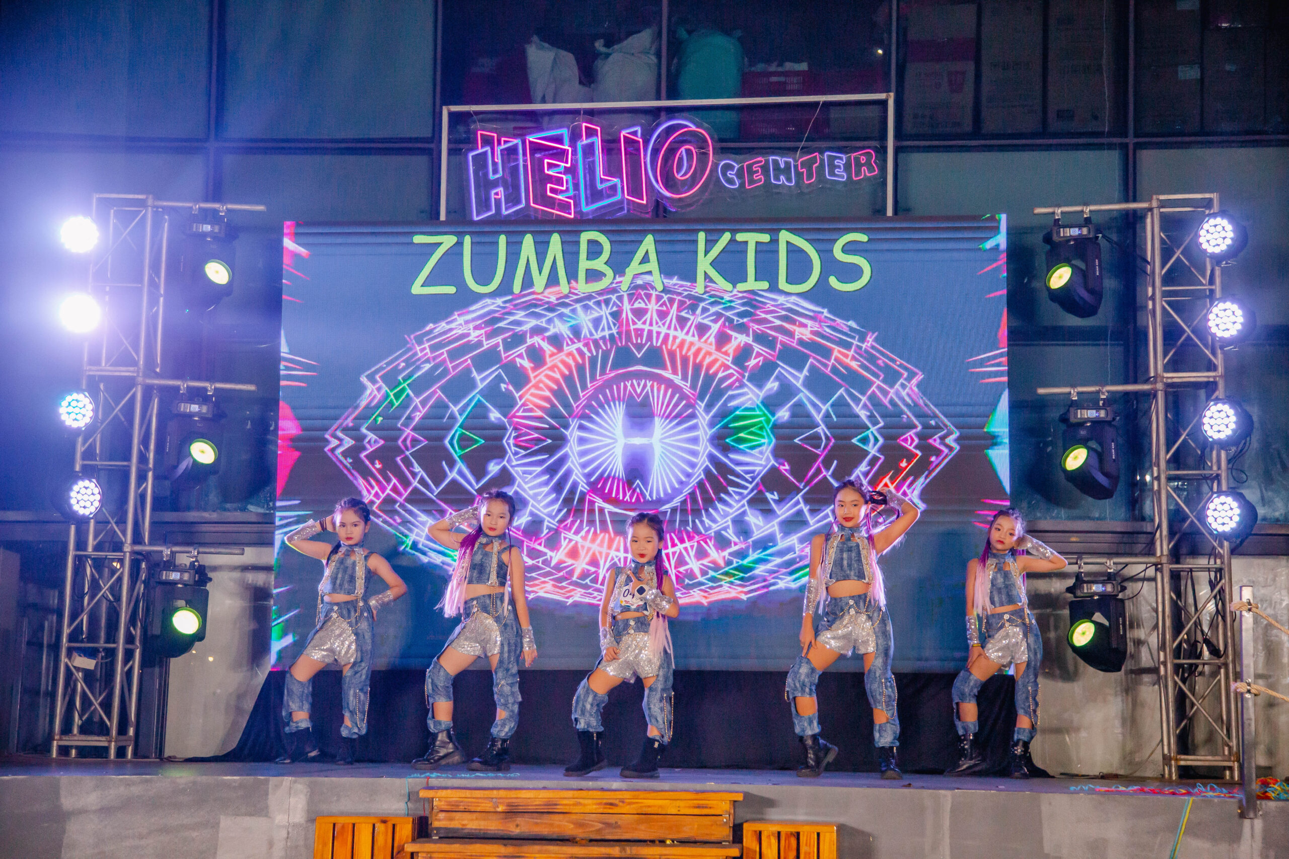 helio-kids-dance-3