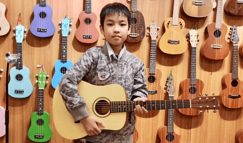 học đàn guitar Đà Nẵng học phí phải chăng