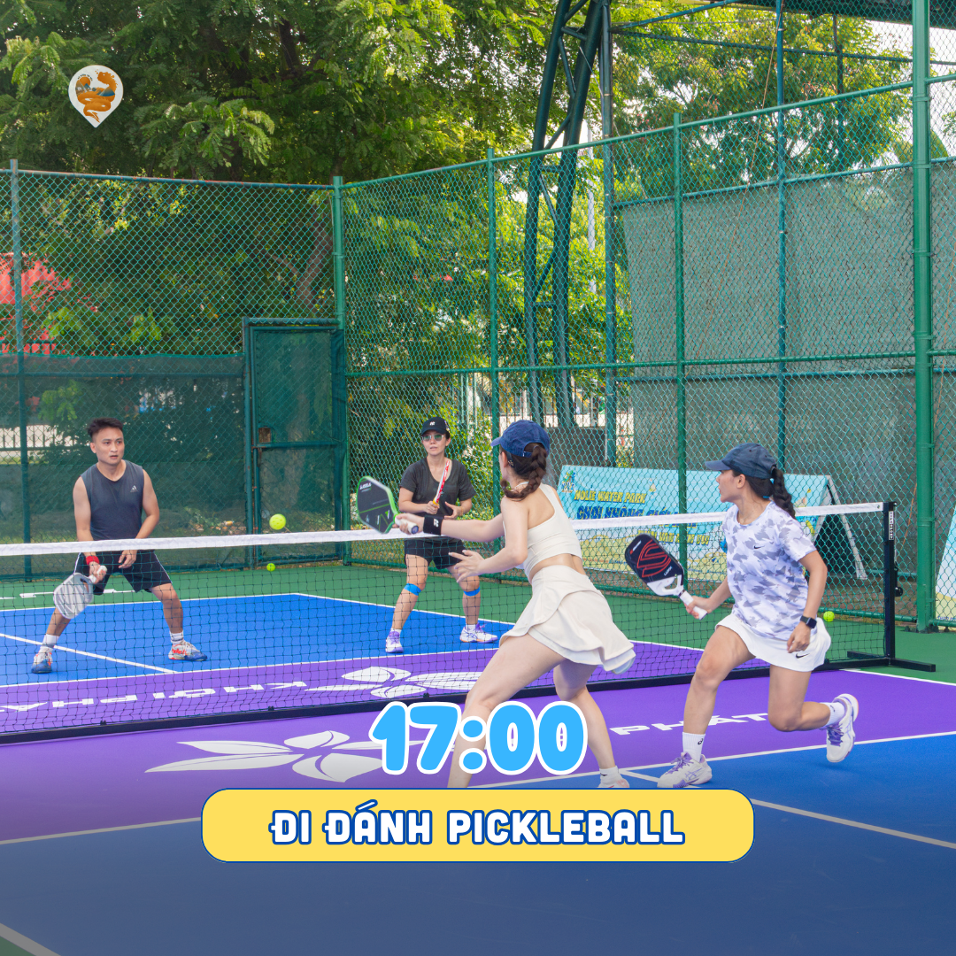 17:00 - Chơi pickleball ở sân Tuyên Sơn Sport